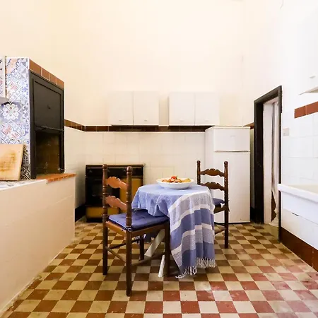 Vakantiehuis Il Pittosforo By Casa Di Marco Ap16