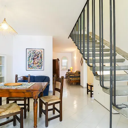 Holiday home Il Pittosforo By Casa Di Marco Nardo